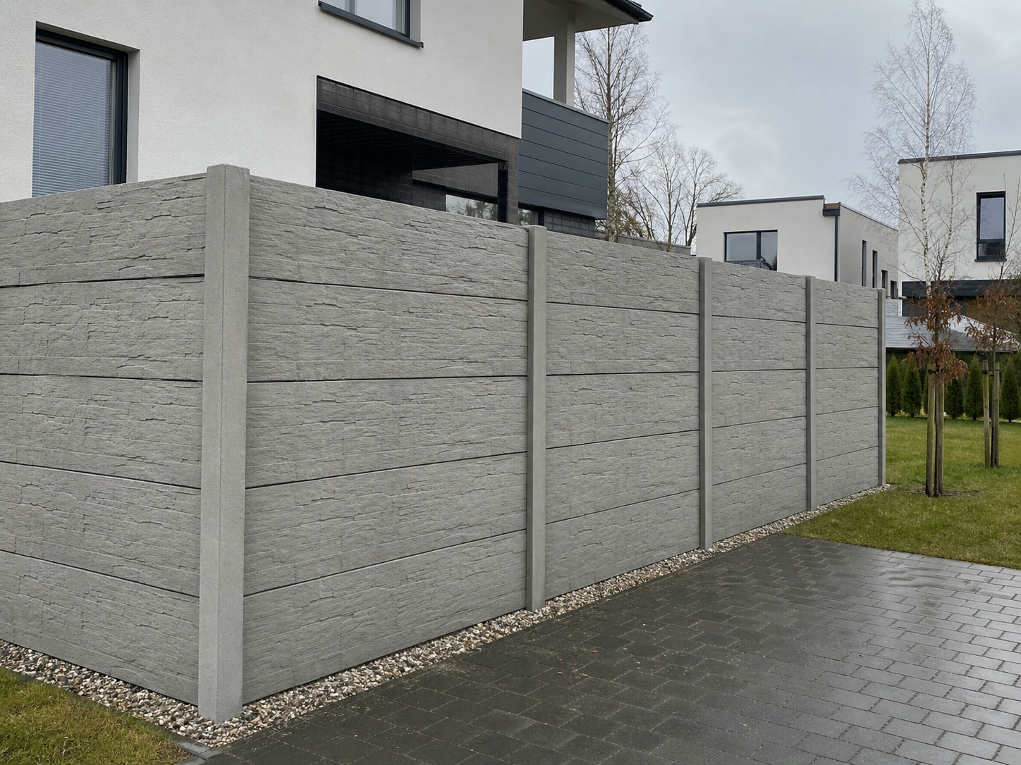 Concrete fence with a stone look